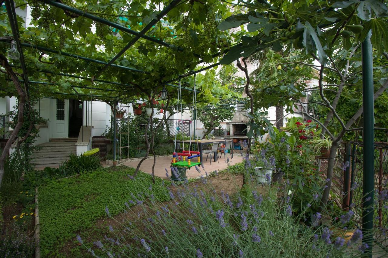 Apartment Andres ซริกเวนิซา ภายนอก รูปภาพ