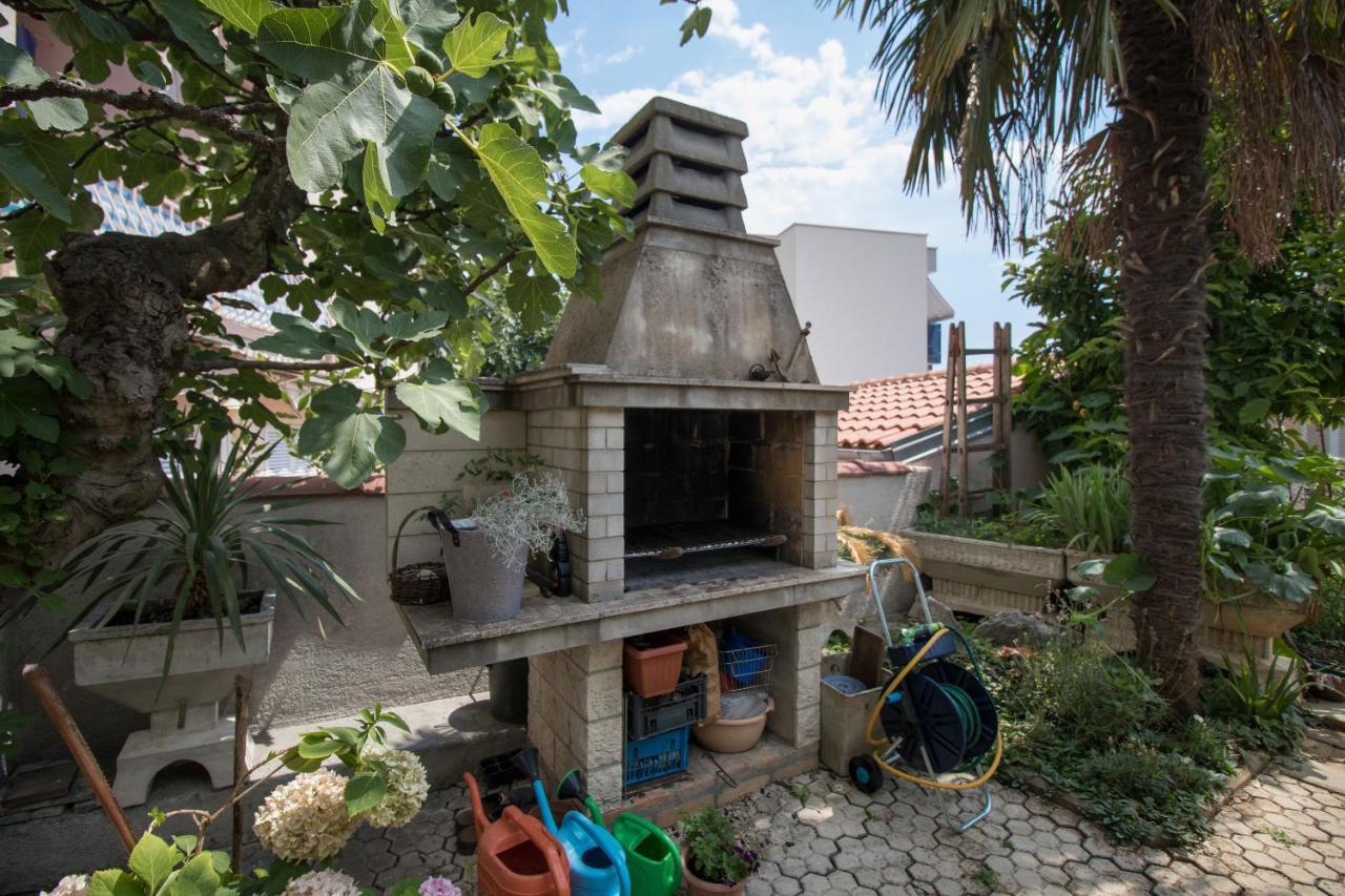Apartment Andres ซริกเวนิซา ภายนอก รูปภาพ